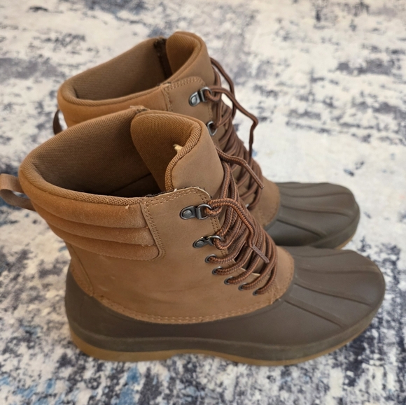Men's 10 Winter Boots - Picture 2 of 6